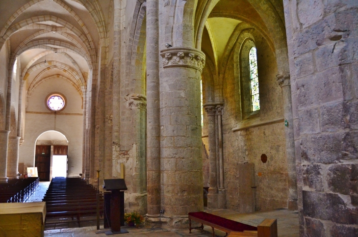 /*Abbaye d'Ambronay 12 Em Siècle