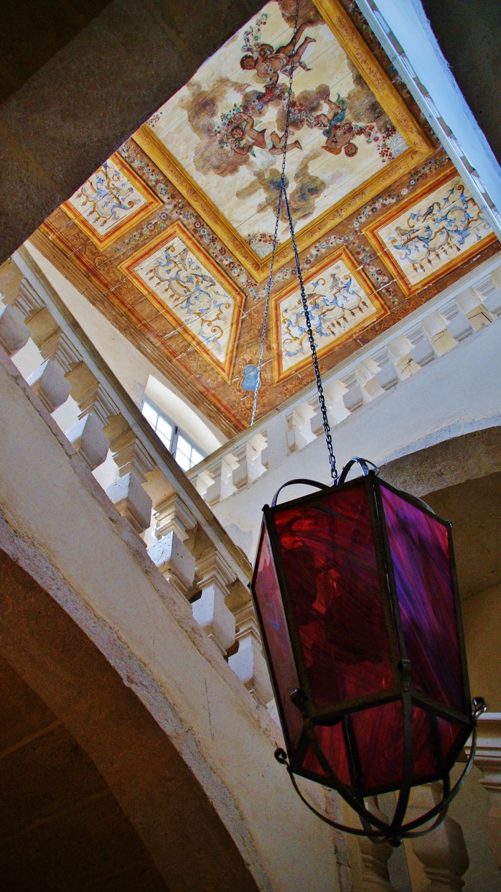 Escalier Monumental du Clôitre - Ambronay