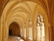 Cloître de l'Abbaye d'Ambronay