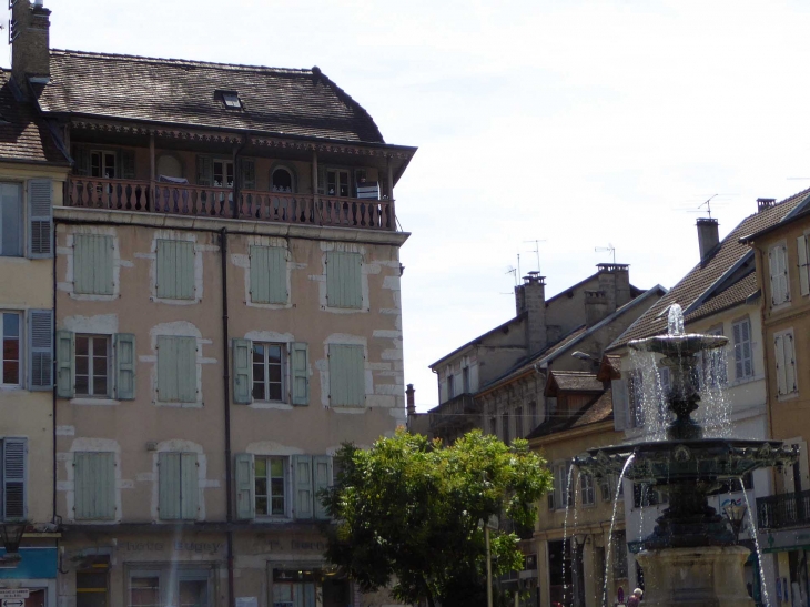 Place des Terreaux - Belley