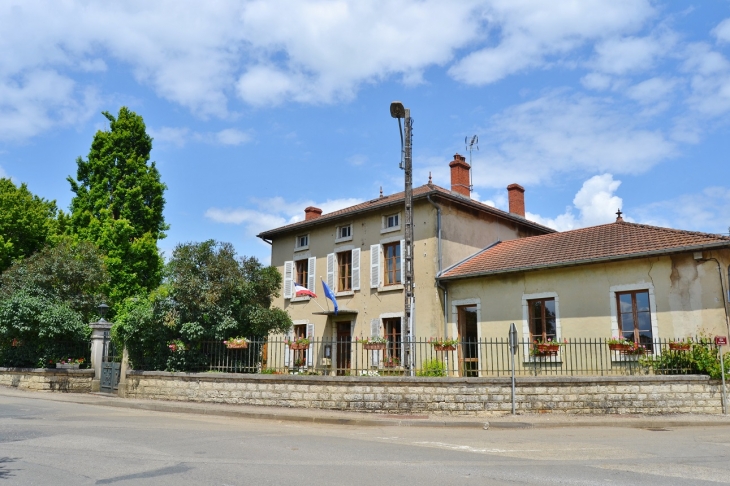 La Mairie - Bohas-Meyriat-Rignat