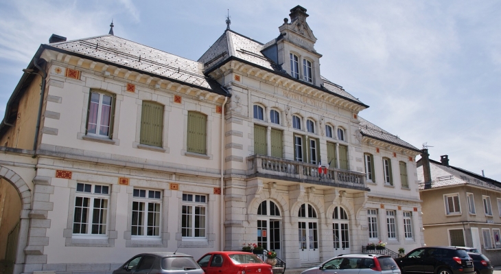 Hotel-de-Ville - Brénod