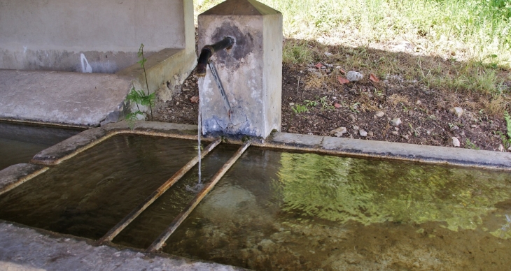 Le Lavoir - Brénod