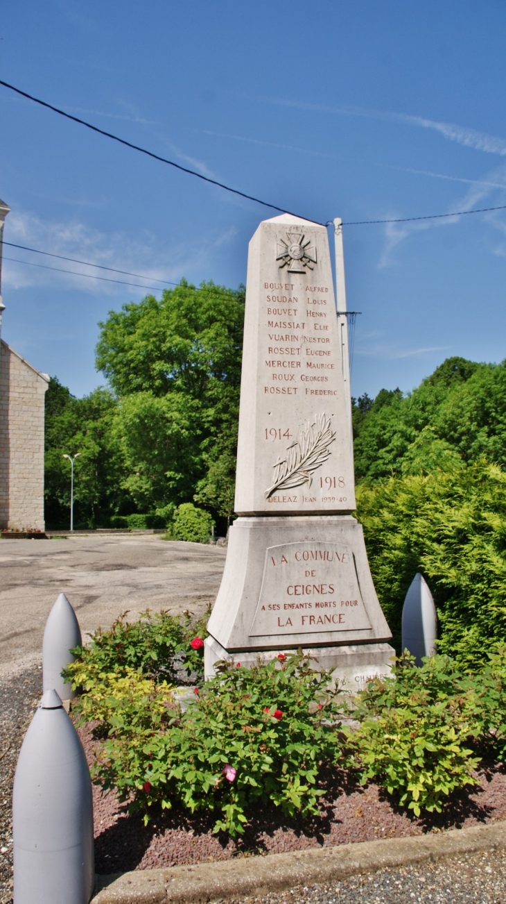 Monument aux Morts - Ceignes