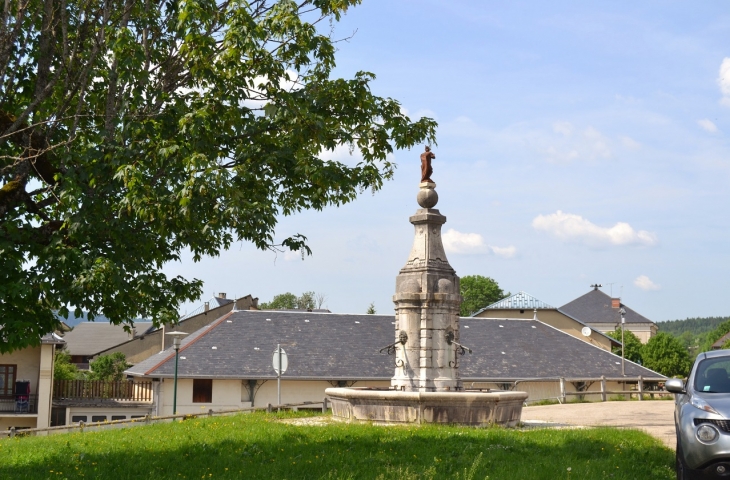 Fontaine - Champdor