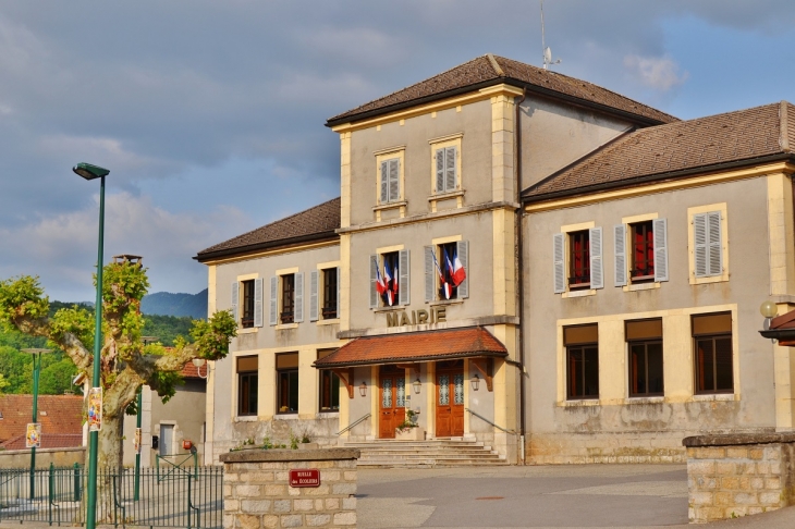 La Mairie - Champfromier