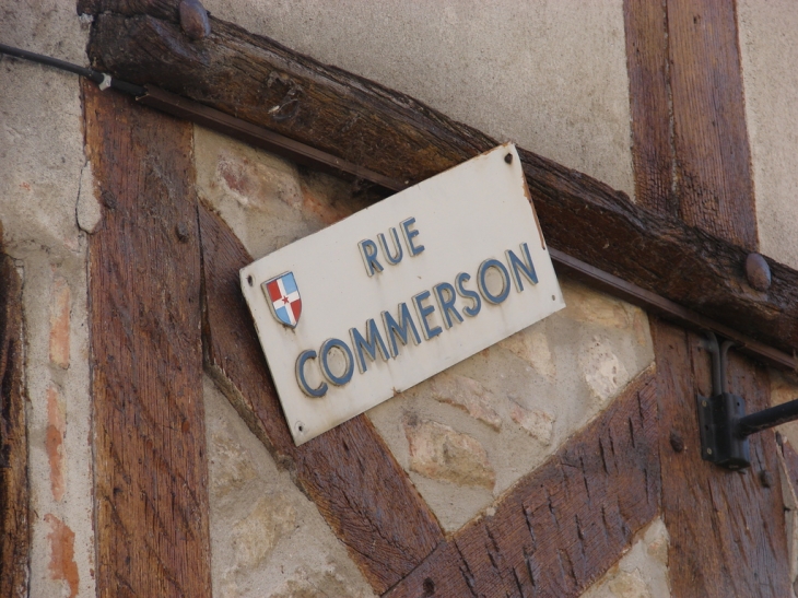 La rue Commerson - Châtillon-sur-Chalaronne