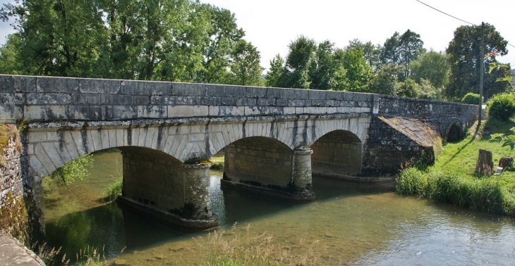  - Chavannes-sur-Suran