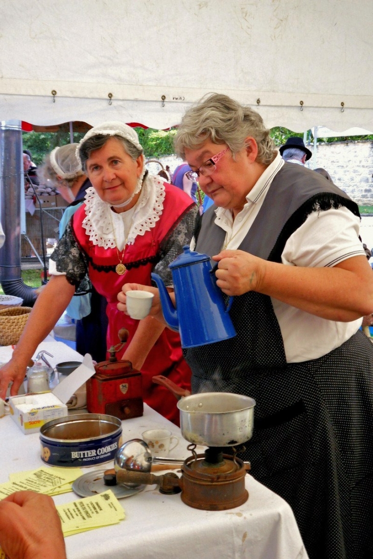 Foire de Coligny.01-Café à l'ancienne.