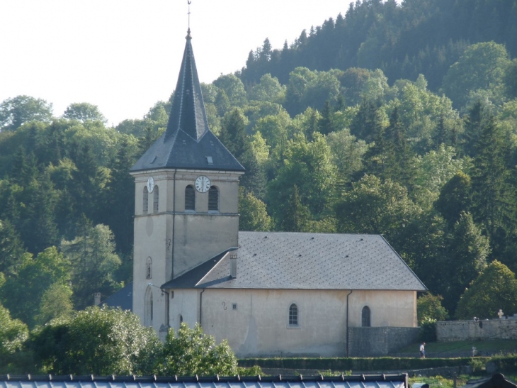 Eglise de Corcelles