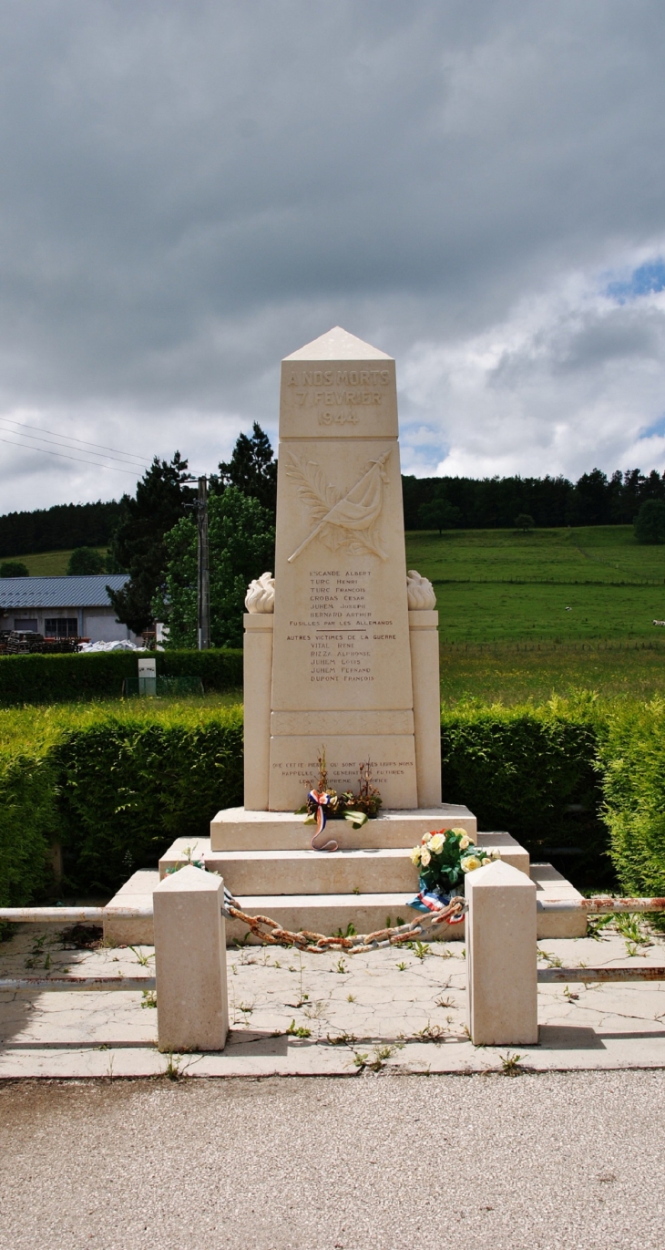 Monument aux Morts - Corlier