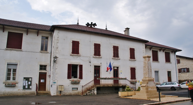 La Mairie - Corveissiat