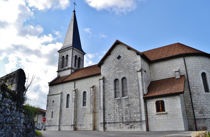 Arnans commune de Corveissiat ( L'église )