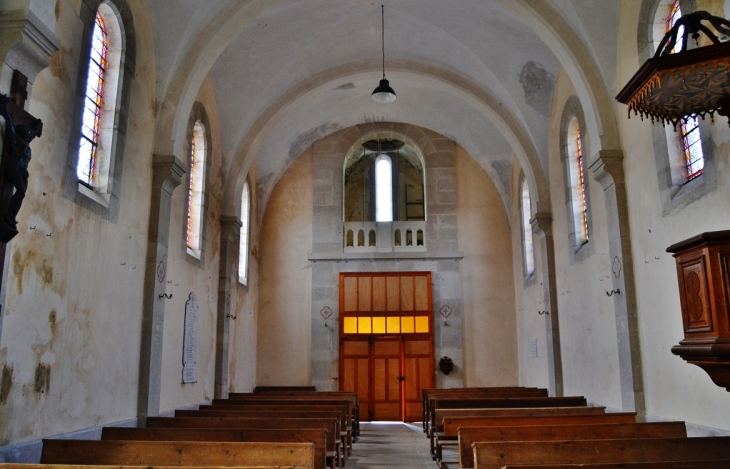 Arnans commune de Corveissiat ( L'église )