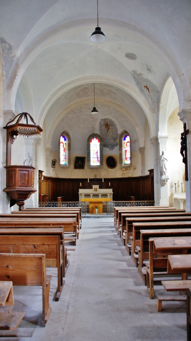 Arnans commune de Corveissiat ( L'église )