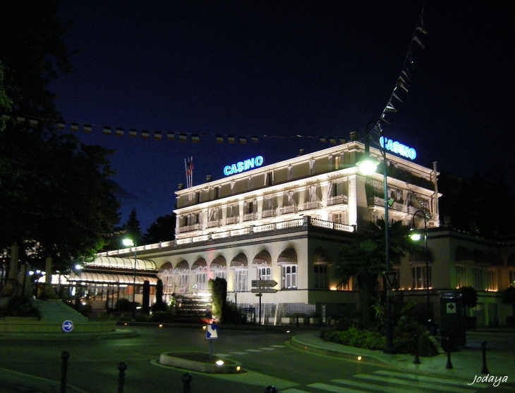 Divonne les Bains. Le casino - Divonne-les-Bains