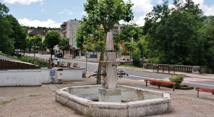 Fontaine - Dortan