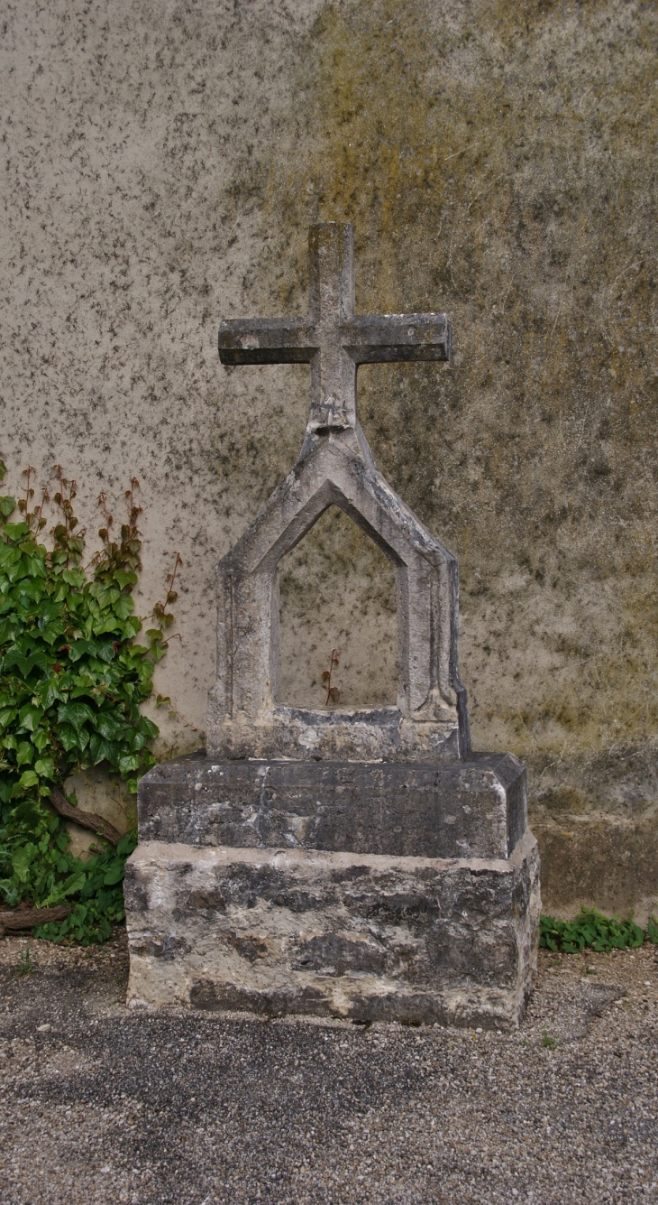 L'église ( Croix ) - Drom