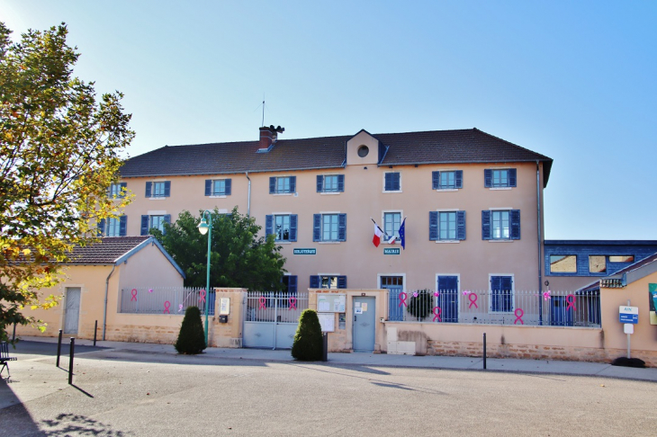 La Mairie - Garnerans