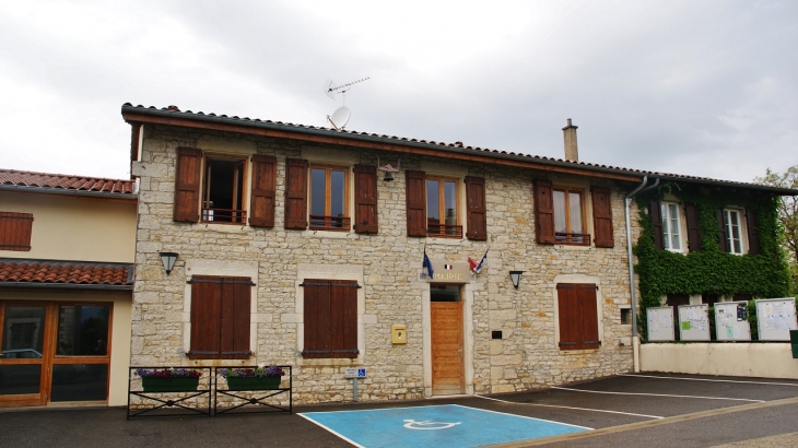 La Mairie - Grand-Corent