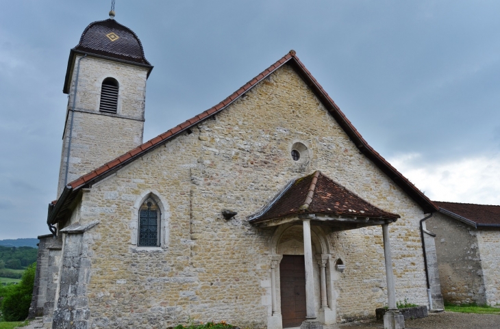 <<Hautecourt ( Commune de Hautecourt-Romanéche ) L'église - Hautecourt-Romanèche