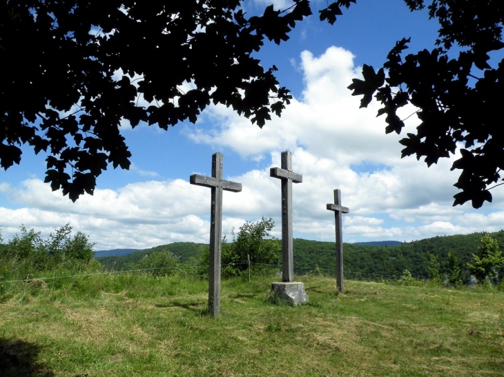 Calvaire à Lacoux - Hauteville-Lompnes