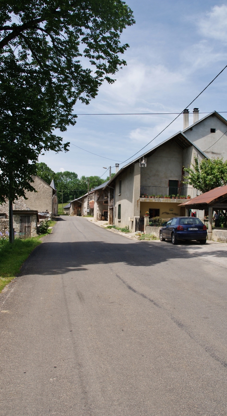 La Rivoire ( Commune D'Hotonnes )