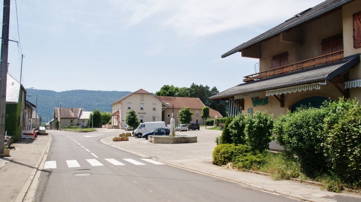 La Mairie - Hotonnes