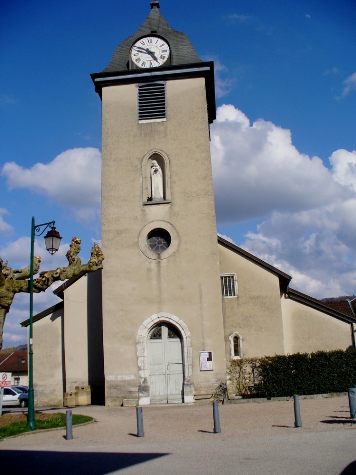 EGLISE - Izernore