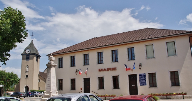 La Mairie - Izernore