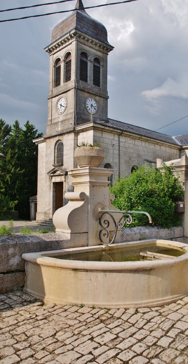 +-église de l'Assomption et La Fontaine - Lantenay