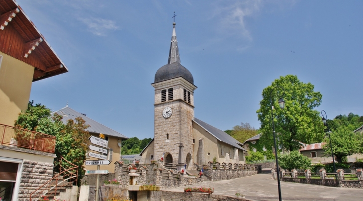 L'église - Le Grand-Abergement