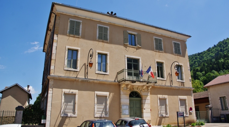 La Mairie - Les Neyrolles