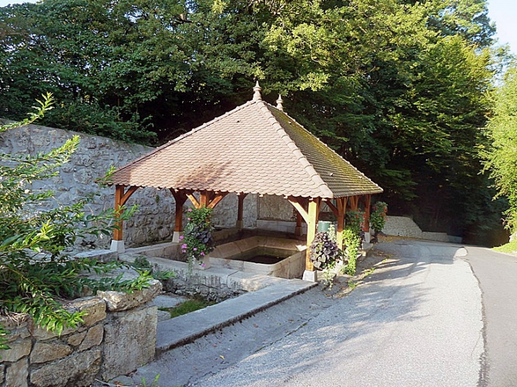 Lavoir - Magnieu