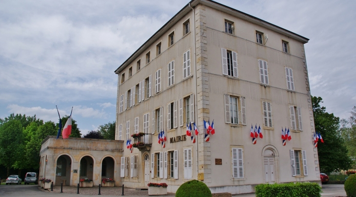 Hotel-de-Ville - Montréal-la-Cluse