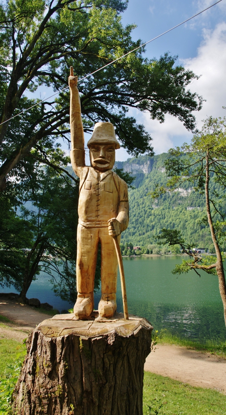 Sculpture a la Tronçonneuse  - Nantua