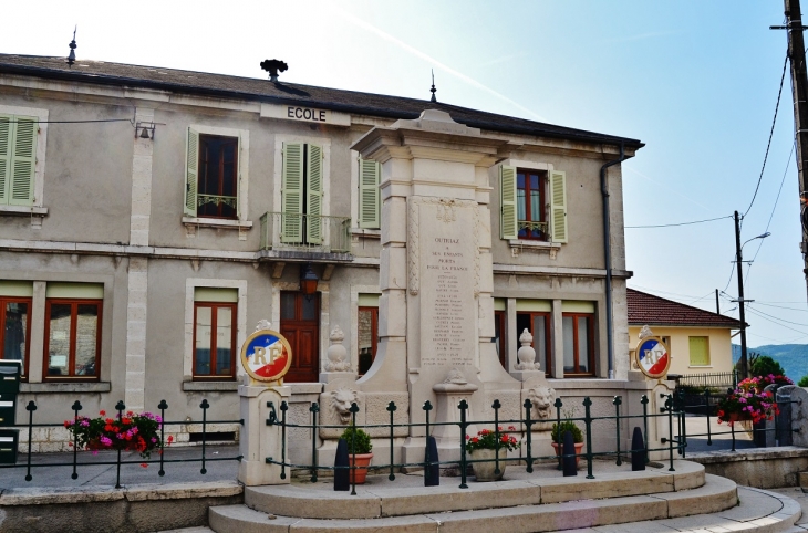 Monument aux Morts - Outriaz