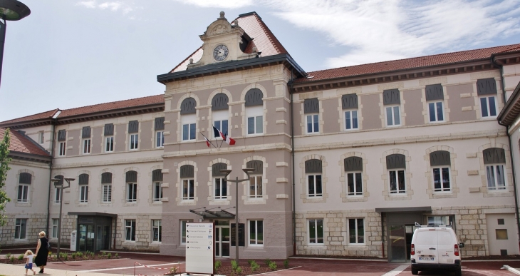 Cité Administrative  - Oyonnax