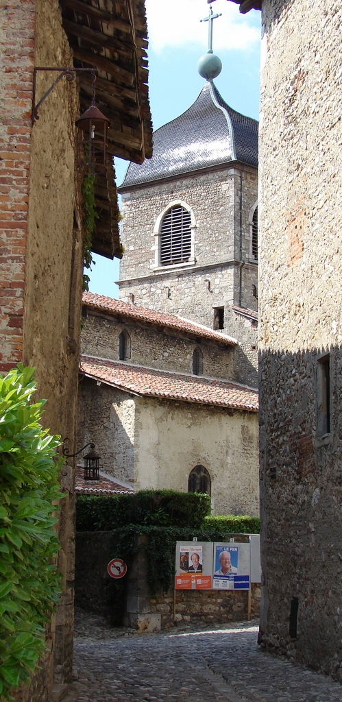 Le Clocher de l'Eglise Sainte - Marie-Madeleine - Pérouges