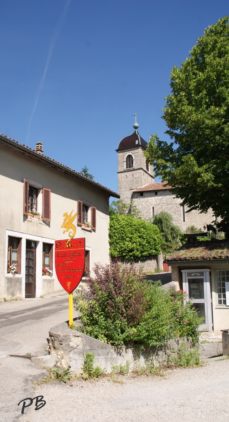  - Pérouges