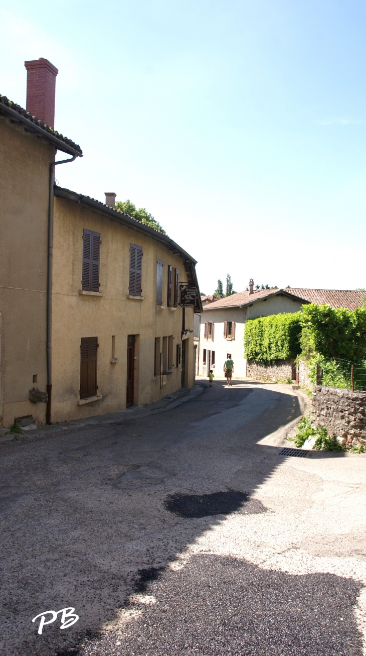  - Pérouges