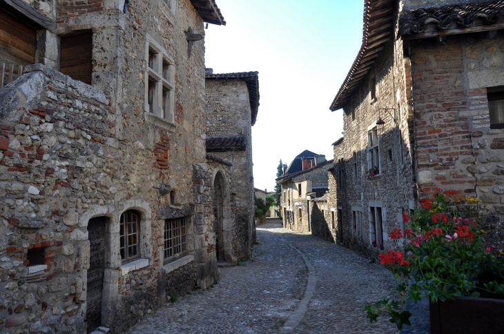 Rue des Rondes - Pérouges