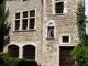 Photo suivante de Pérouges La Façade de cette Maison abrite Saint-Georges