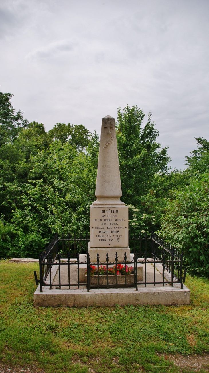 Monument aux Morts - Peyriat