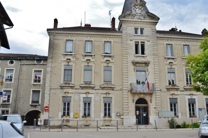 Hotel-de-Ville - Poncin