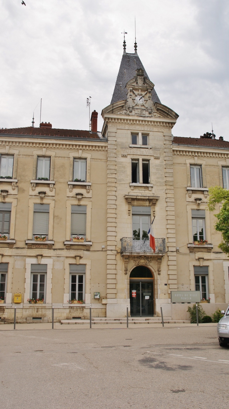 Hotel-de-Ville - Poncin