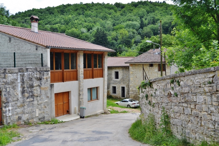 La Ceuille commune de Poncin