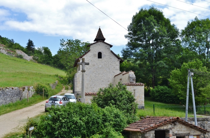 La Ceuille commune de Poncin ( Chapelle St Antoine )