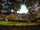 vue générale du village en automne