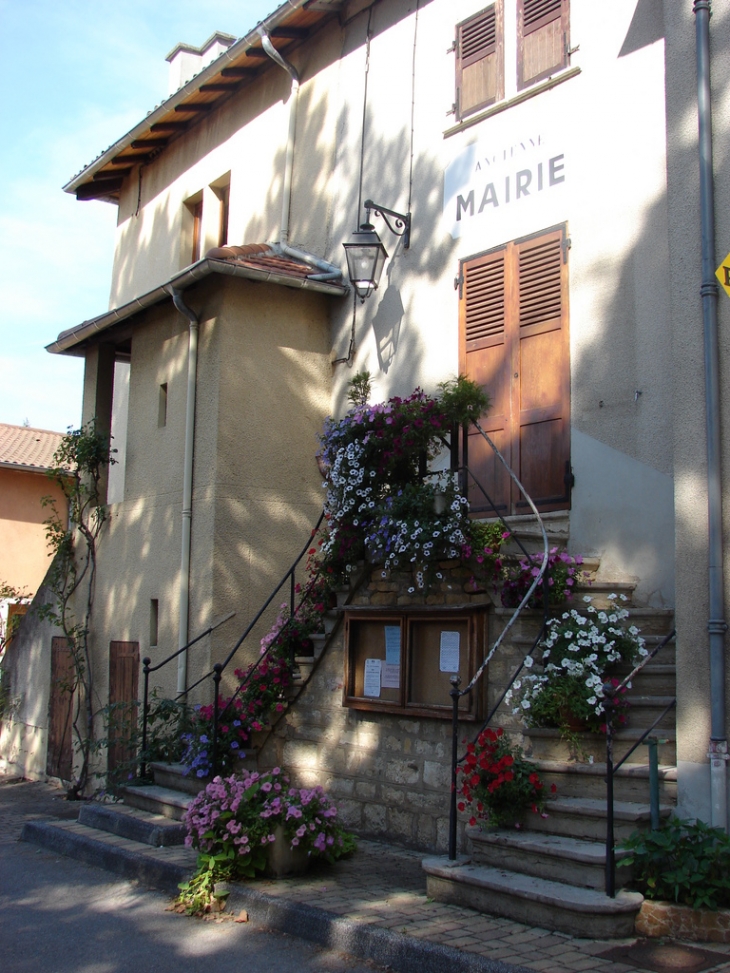 L'Ancienne Mairie - Saint-Bernard